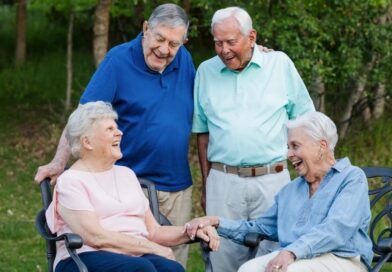 Esse grupo de amigos da ala se reúne para jantar há 50 anos